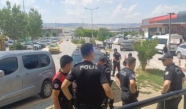 Akrabalar arasında 'kız kaçırma' kavgası çıktı: 1'i ağır 4 yaralı