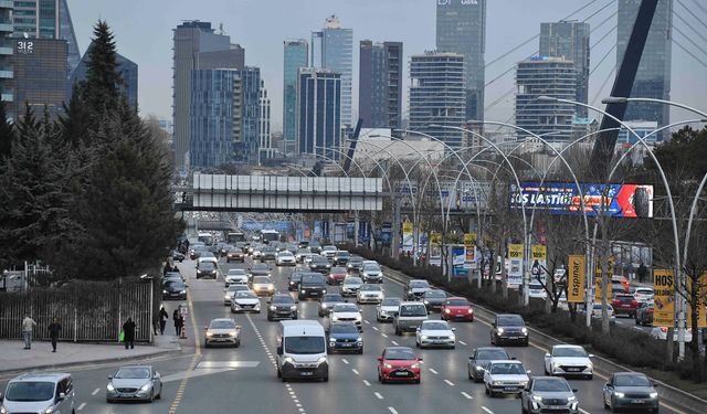 Başkent trafiğine '30 Ağustos' düzenlemesi: Bazı yollar kapatılacak