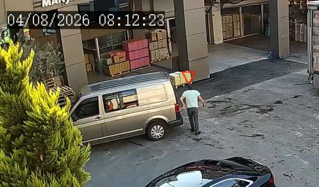 Sinyal kesiciyle aracın kilitlenmesini engelleyip, 200 bin lira çaldı!