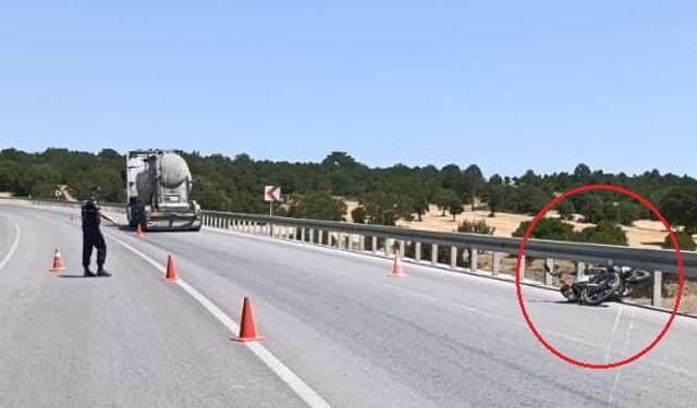 Beton mikserinin çarptığı motosikletin sürücüsü öldü, 13 yaşındaki kızı ağır yaralandı