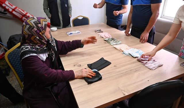 Üzerinden 25 bin lira çıkan dilenciye, 1764 lira ceza!