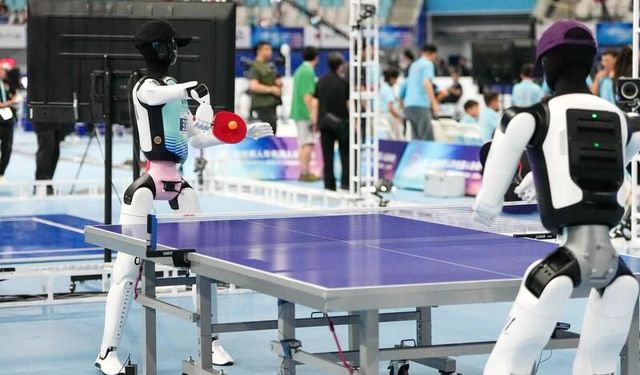 ‘Dünya İnsansı Robot Oyunları’ Çin'de başladı