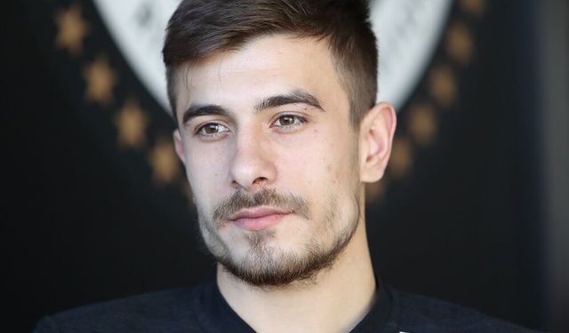 Futbolcu Dorukhan Toköz aşkını ilan etti