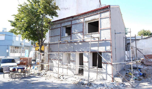 Cahit Sıtkı Tarancı’nın Burhaniye’deki tarihi evi müze oluyor