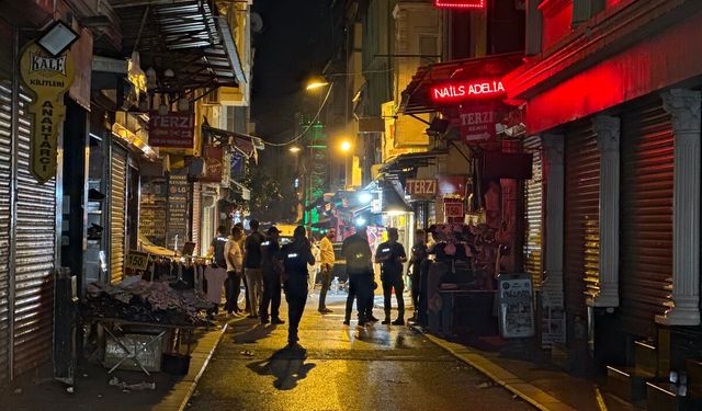 Komşu iki esnaf arasında silahlı kavga: 1 ölü, 1 yaralı