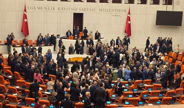 Süreç yasası Meclis'ten geçti; işte oylamanın sonuçları