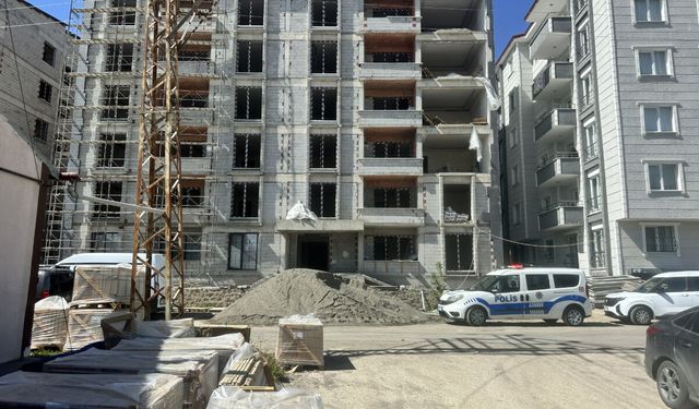 Erzurum’da inşaattan düşen işçi hayatını kaybetti