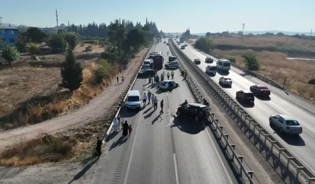 TIR’dan dökülen mazot ortalığı savaş alanına çevirdi: 10 araç birbirine girdi