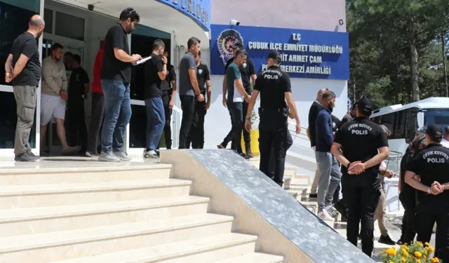 Ankara'da uygulama noktalarını paylaşanlara operasyon: Çok sayıda gözaltı var