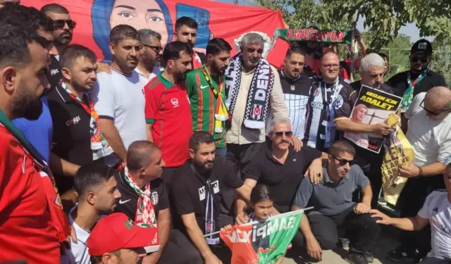 Beşiktaş taraftar grubu Çarşı’dan Narin ve Rojin’in mezarlarına ziyaret