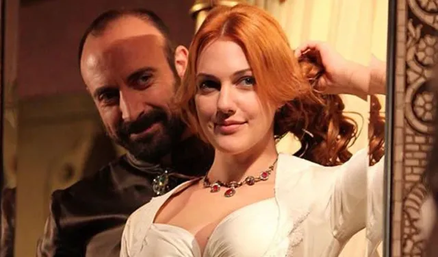 Halit Ergenç ve Meryem Uzerli'nin İmroz'da Bahar afişi yayınlandı
