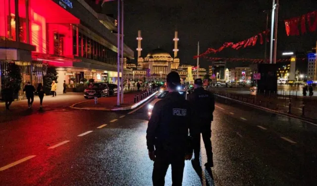 İstanbul Taksim'de 'Huzur İstanbul' denetimi