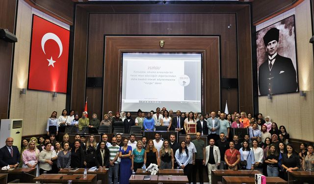Keçiören Belediyesi personeline 'Halkla İlişkiler ve Kurumsal İletişim' eğitimi verildi