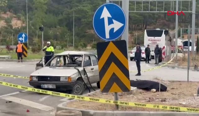 Çanakkale'de yolcu otobüsüyle otomobil çarpıştı; 2 ölü