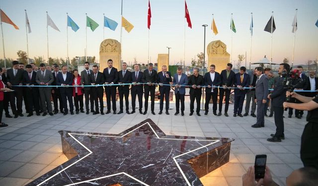 Sincan’da Türk Dünyası Festivali renkli görüntülere sahne oldu