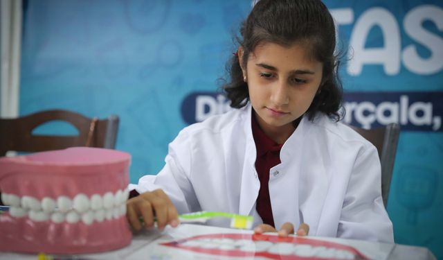 Ankara’da işitme engelli 100 öğrenci 'Sağlık Elçisi' oldu