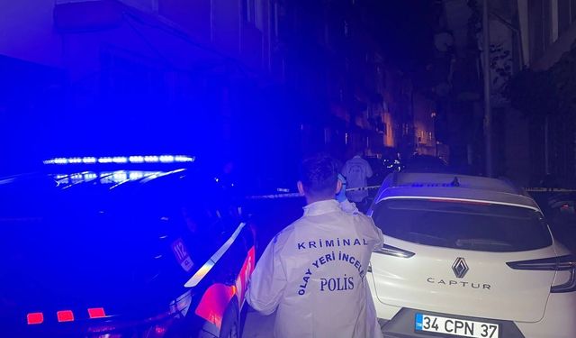 Zeytinburnu'nda operasyon; polise ateş açan kişi bacağından vuruldu
