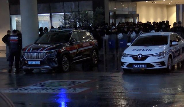 Bakırköy Belediyesi'ne yönelik soruşturmada gözaltına alınan 61 şüpheli adliyede!