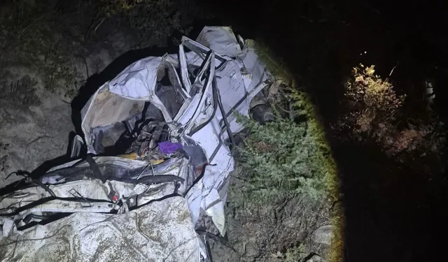 Çankırı'da korkunç kaza! 4 kişi öldü, 1 kişi yaralandı