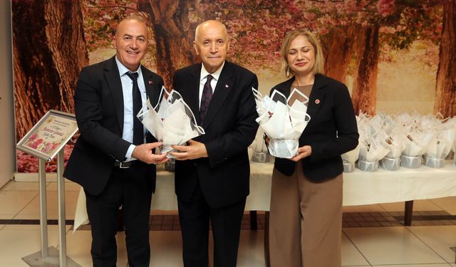 Fethi Yaşar, Yenimahalle muhtarlarıyla buluştu