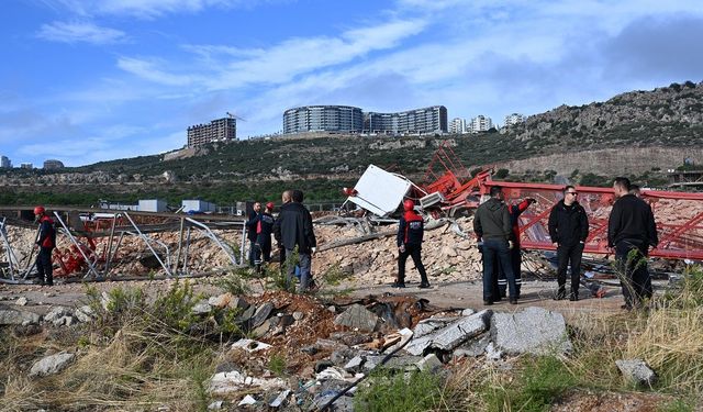 Hortumun 4 can aldığı Antalya'da sağanak alarmı: Meteorolojiden kritik uyarı!