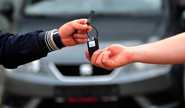 Haymana Sosyal Yardımlaşma ve Dayanışma Vakfı'ndan araç satış ilanı