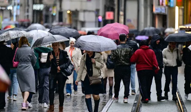 AKOM tarih vererek uyardı: İstanbul'a sağanak geliyor!