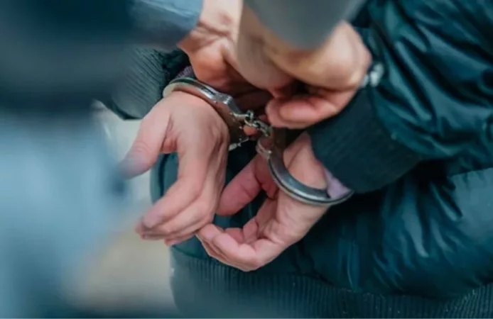 Okul saldırılarıyla ilgili yanıltıcı paylaşımlar yapan 2 şüpheli gözaltına alındı