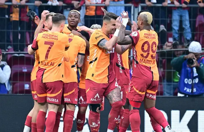 Galatasaray’da kritik ayrılık: Sözleşmesi feshedildi!