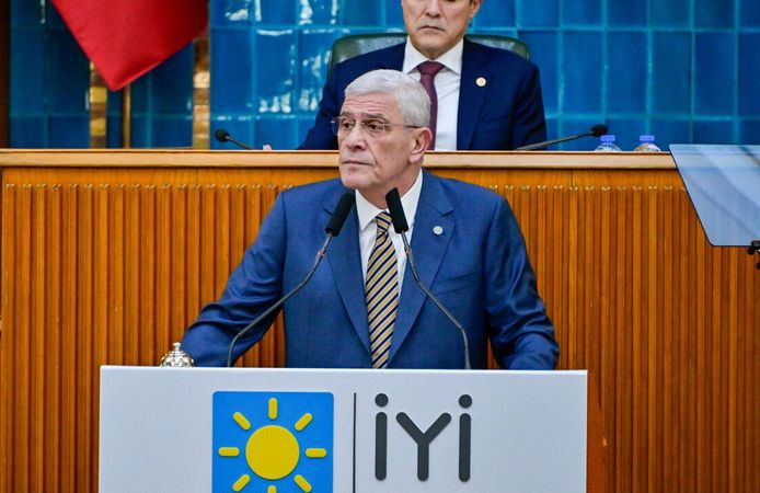 Dervişoğlu’ndan çerçeve yasa tepkisi: Kime mesaj veriyorsunuz?