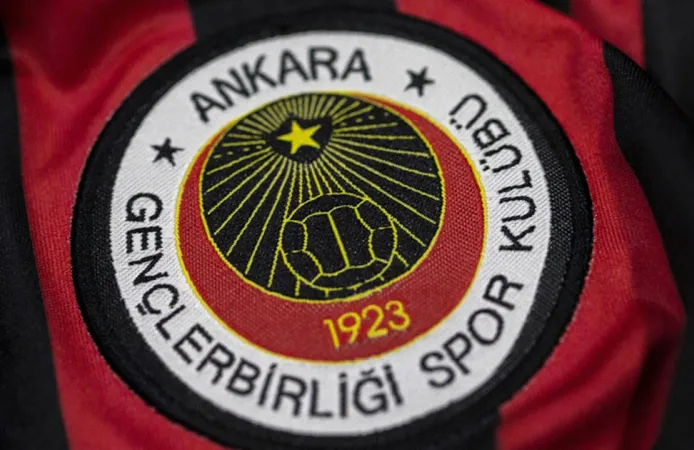 Gençlerbirliği'nde istikrarsızlık istikrar oldu: Olağanüstü genel kurul kararı alındı