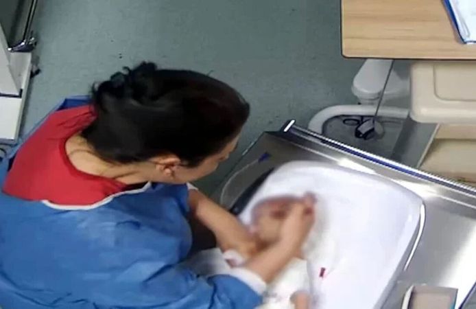 Kahramanmaraş'ta 5 günlük bebeği darbeden hemşire: Ömür boyu pişmanlığım devam edecek
