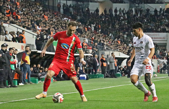 Doğu derbisinde kazanan Diyarbakır ekibi oldu | Amedspor 1-0 Vanspor