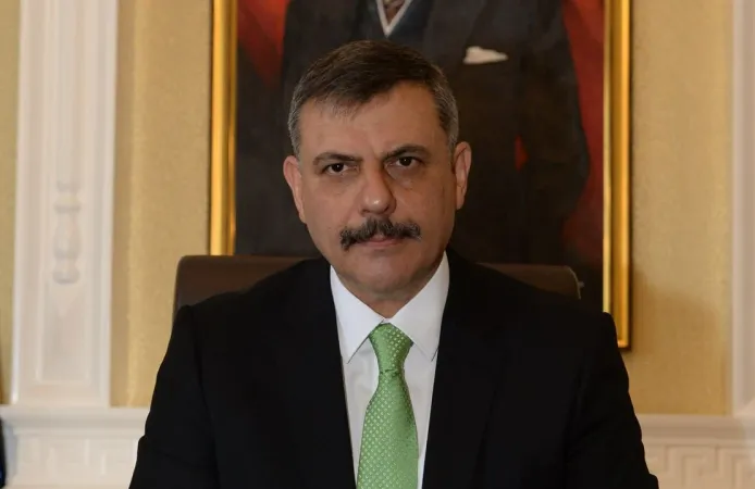 Mustafa Çiftçi kimdir?