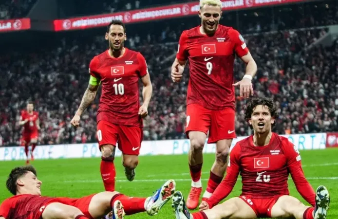 Türkiye - Kuzey Makedonya maçının ilk 11'leri belli oldu