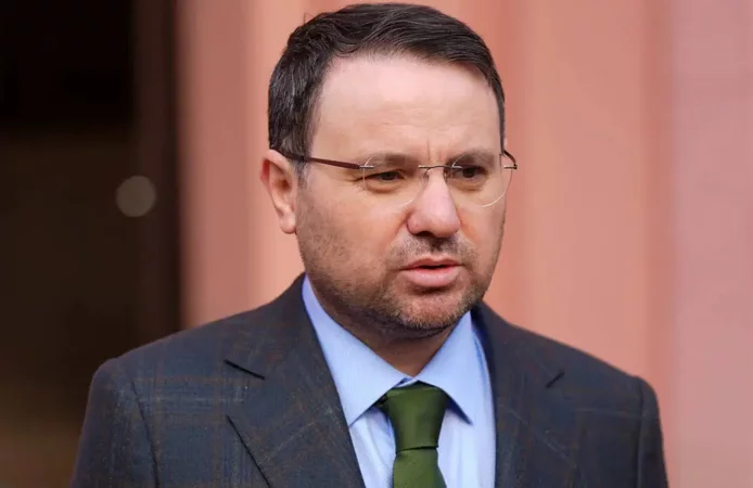 34 ilde eş zamanlı dev 'DEAŞ' operasyonu