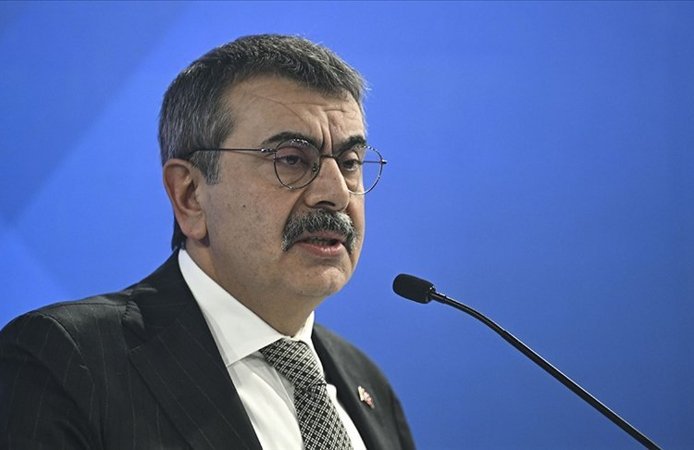 Bakan Tekin: Okullarda 'milli takım için marş'  yarışması başlatılacak