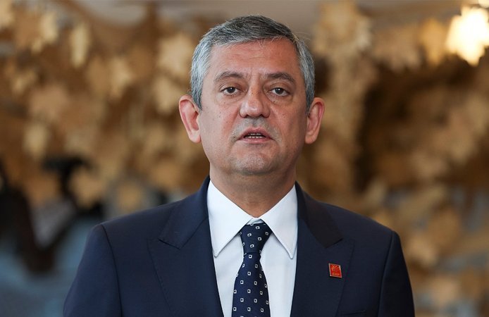 Özgür Özel’den il başkanlarına Ankara çağrısı