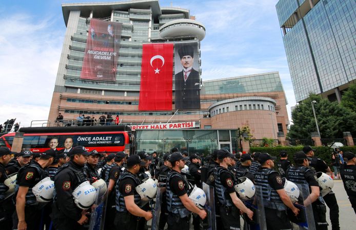 CHP’nin Ankara İl Başkanlığı Facebook hesabına el konuldu