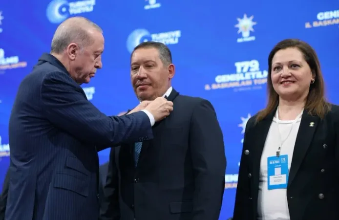 CHP'den AK Parti'ye geçen belediye başkanına saldırı girişimi