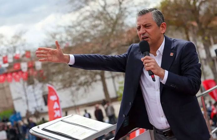 Özgür Özel: Onlar yolun sonunda, biz yolun başındayız!
