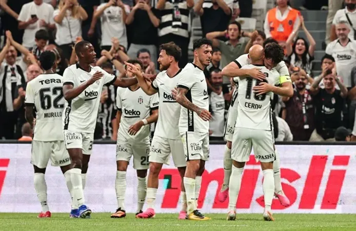 Beşiktaş-Hradec Kralove karşılaşmasında ilk 11'ler belli oldu