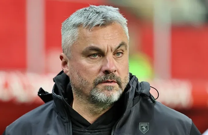 Trabzonspor'un başına tanıdık isim: Ünlü teknik direktör bugün uçağa biniyor
