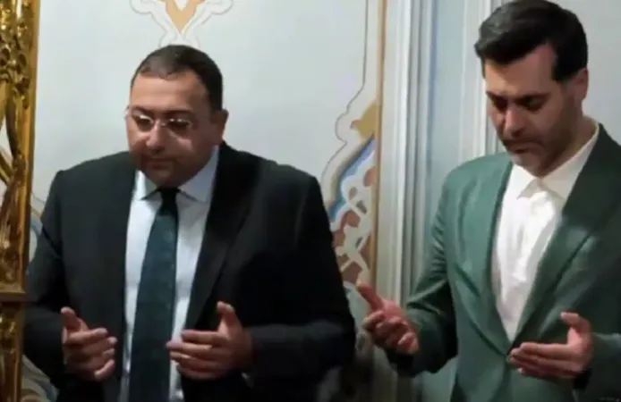 Üsküdar Belediyesi'nde başkanvekili seçilen Dündar Ziya Gültekin'den türbe ziyareti