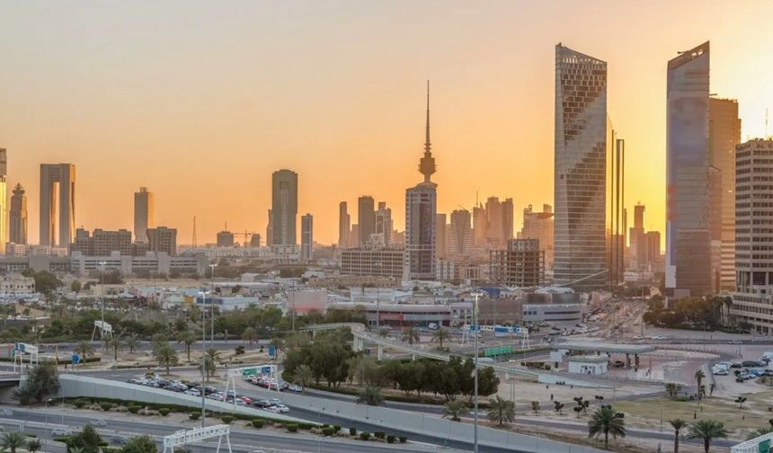 Kuveyt'te yeni hükümet yemin etti