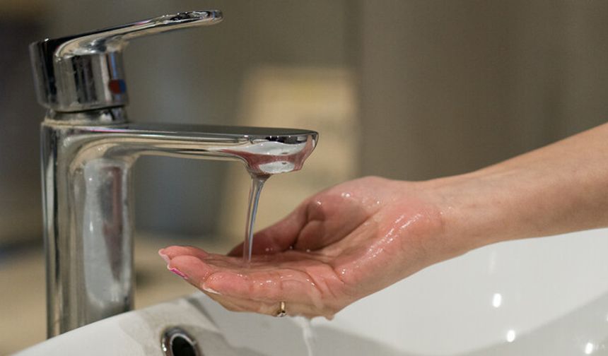 İzmir'de barajlar alarm veriyor: 13 ilçede su kesintisi uygulanacak