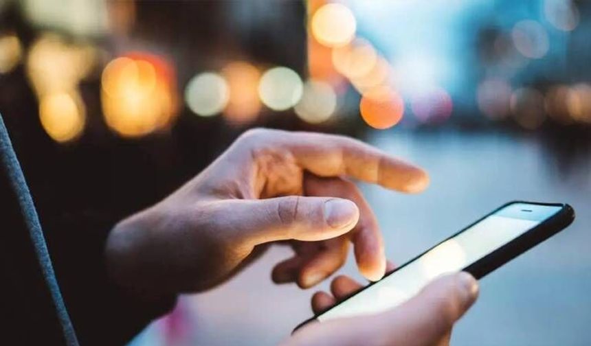 Dünyanın en pahalı telefon numarası 40 milyon TL'ye satıldı!