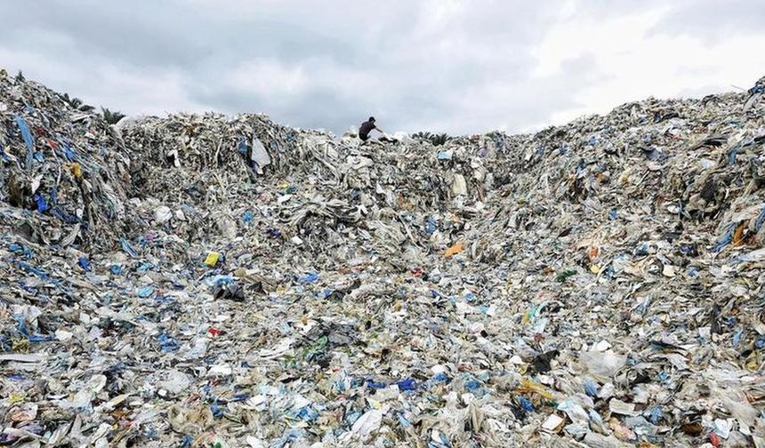 Plastik atıklar 2060'ta 1 milyar tona ulaşacak