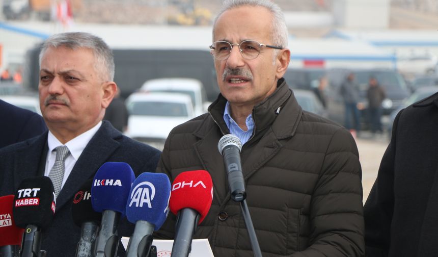 Bakan Uraloğlu'ndan uçak bileti açıklaması