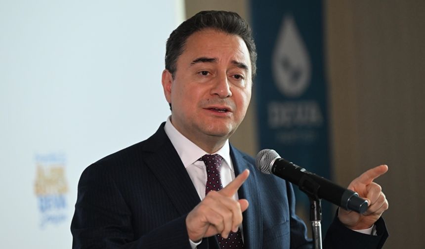Ali Babacan'dan deprem sonrası GSM şirketlerine tepki